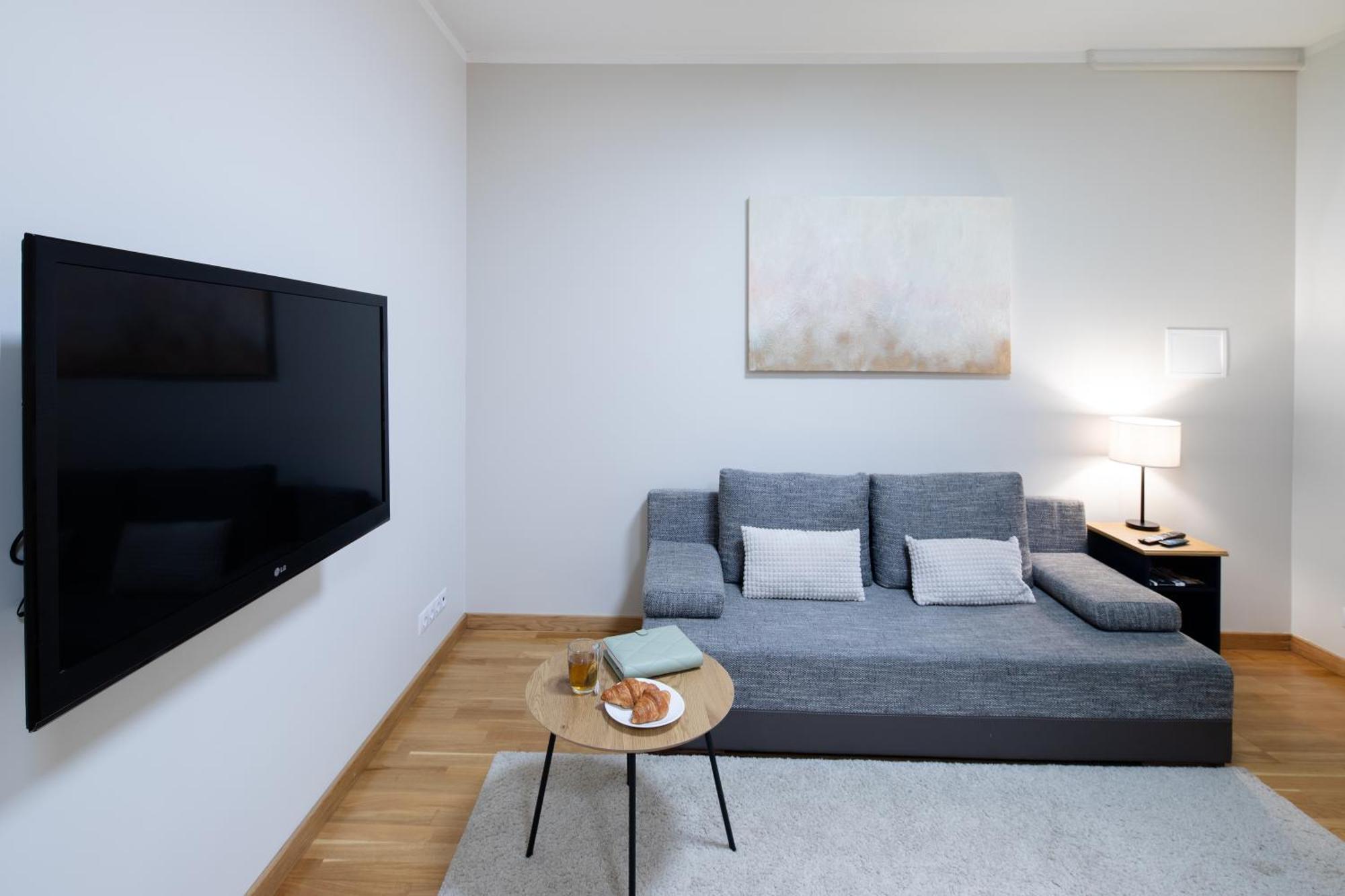 Riga Embassy Center Apartment With Parking 外观 照片