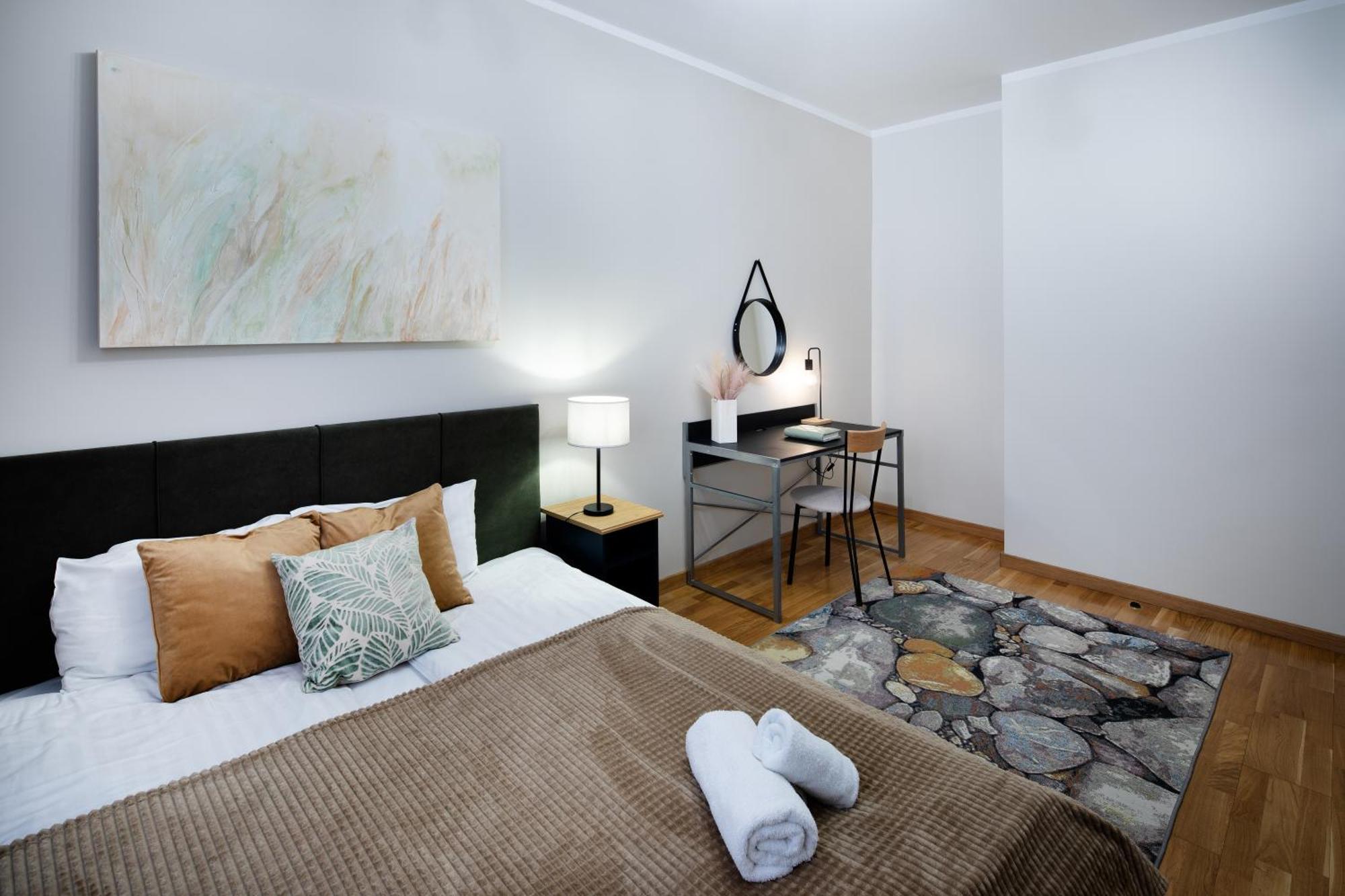 Riga Embassy Center Apartment With Parking 外观 照片